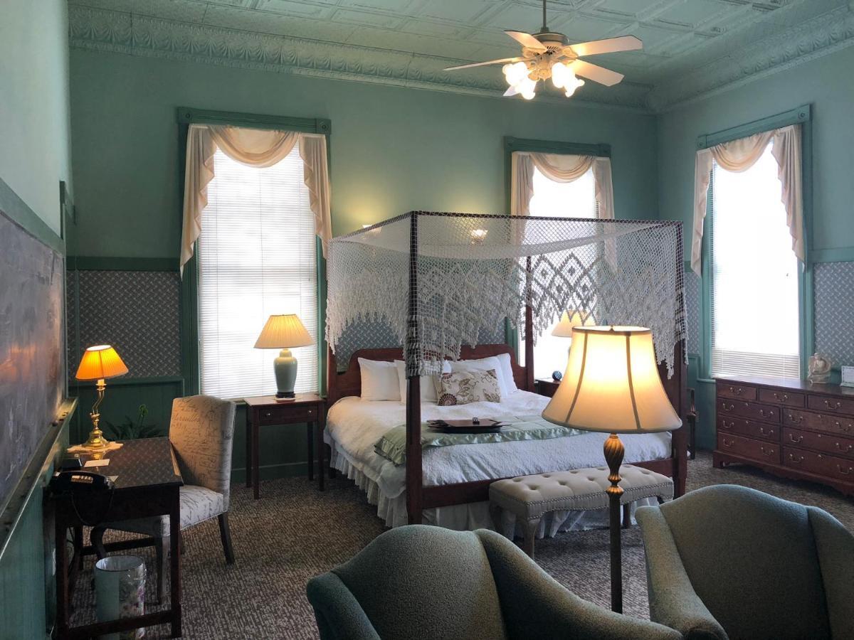 Chambery Inn Lee Kültér fotó