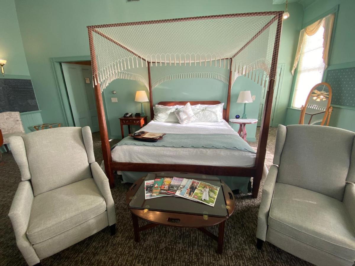 Chambery Inn Lee Kültér fotó