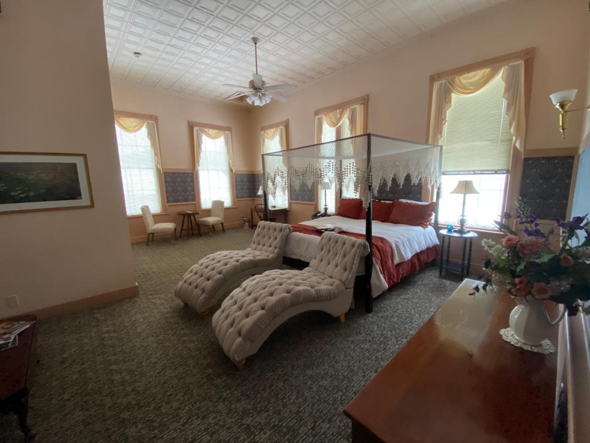 Chambery Inn Lee Kültér fotó