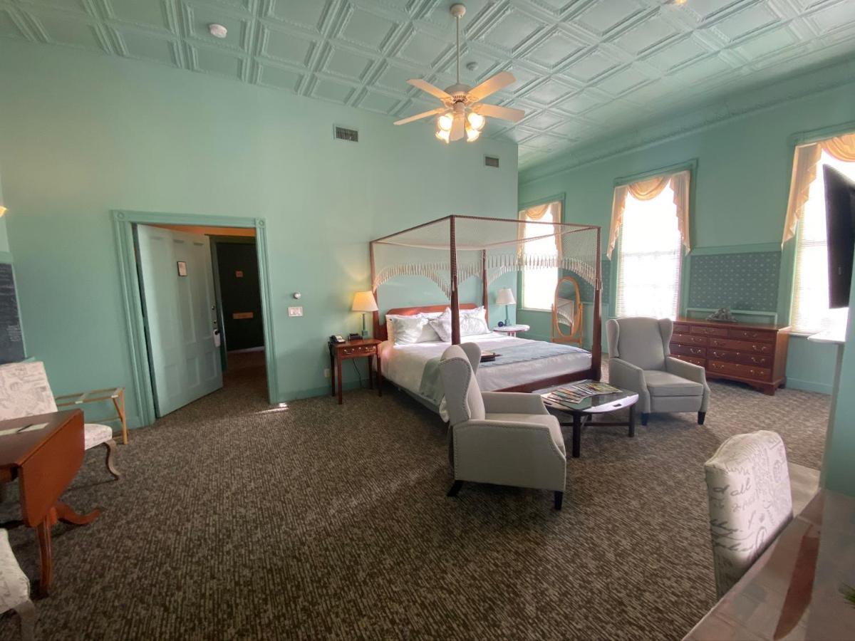Chambery Inn Lee Kültér fotó