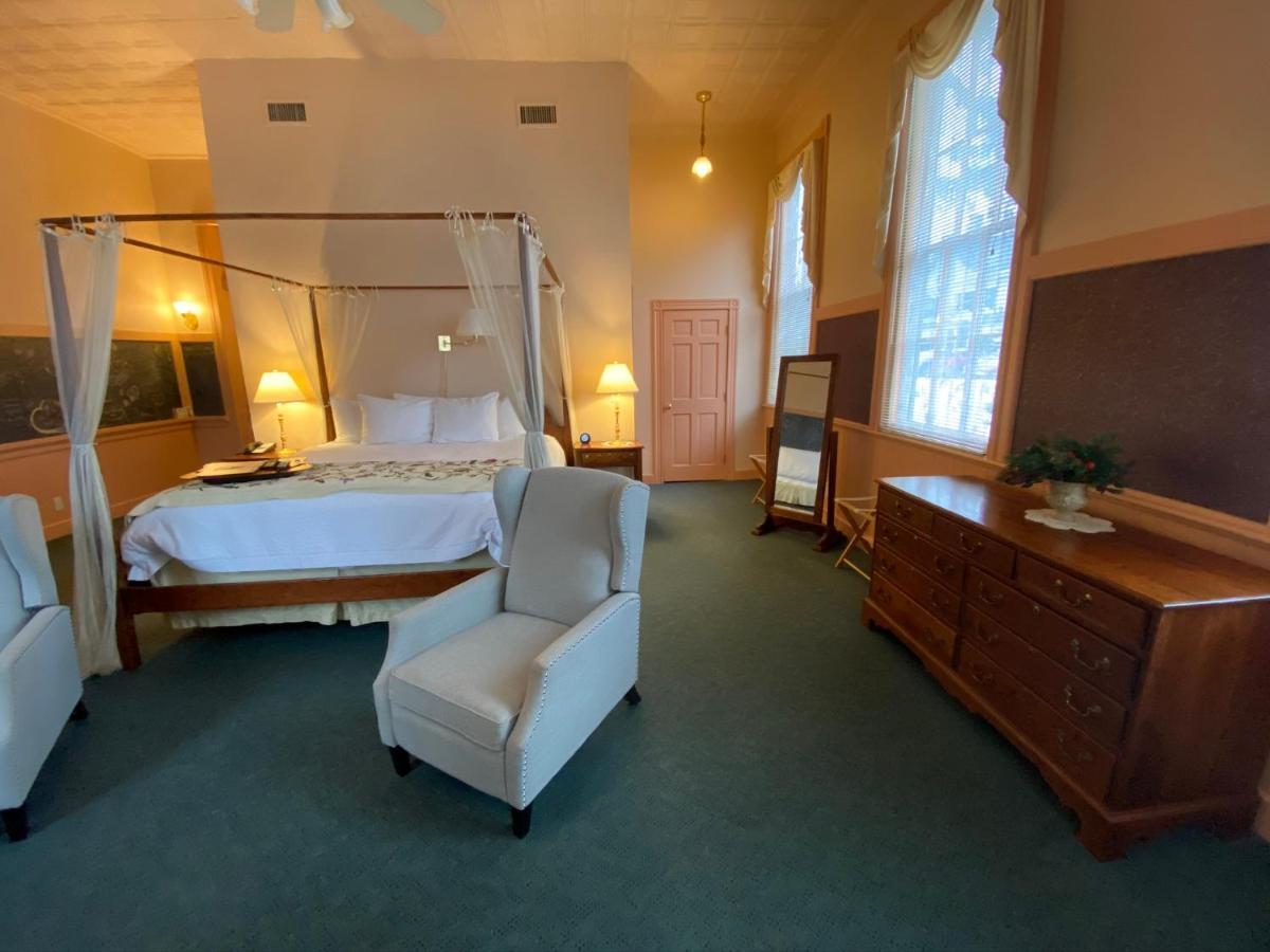 Chambery Inn Lee Kültér fotó